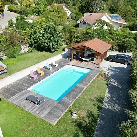 Villa Au Calme Avec Piscine Saint Ismier
